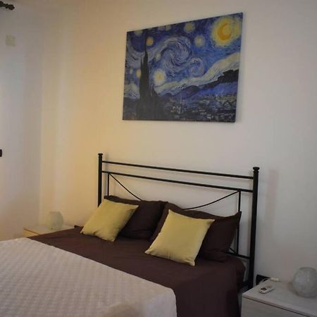 מונופולי Donna Teresa Accomodation - Holiday House מראה חיצוני תמונה