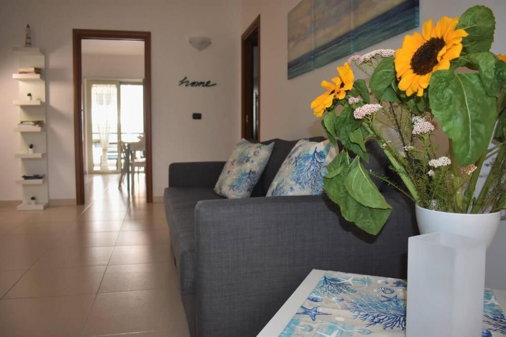 מונופולי Donna Teresa Accomodation - Holiday House מראה חיצוני תמונה